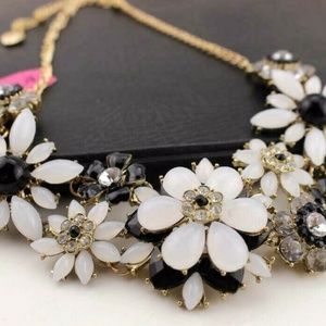 Betsey Johnson Jewelry - Beautiful charming Flower women Gift necklace Betsey Johnson Jewelry - Beautiful charming Flower women Gift necklace